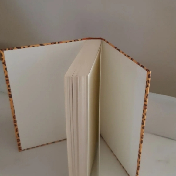 Dork Diaries 9: Tales from a Not-So-Dorky Drama Queen (Dork Diaries). - Picture 2 of 6